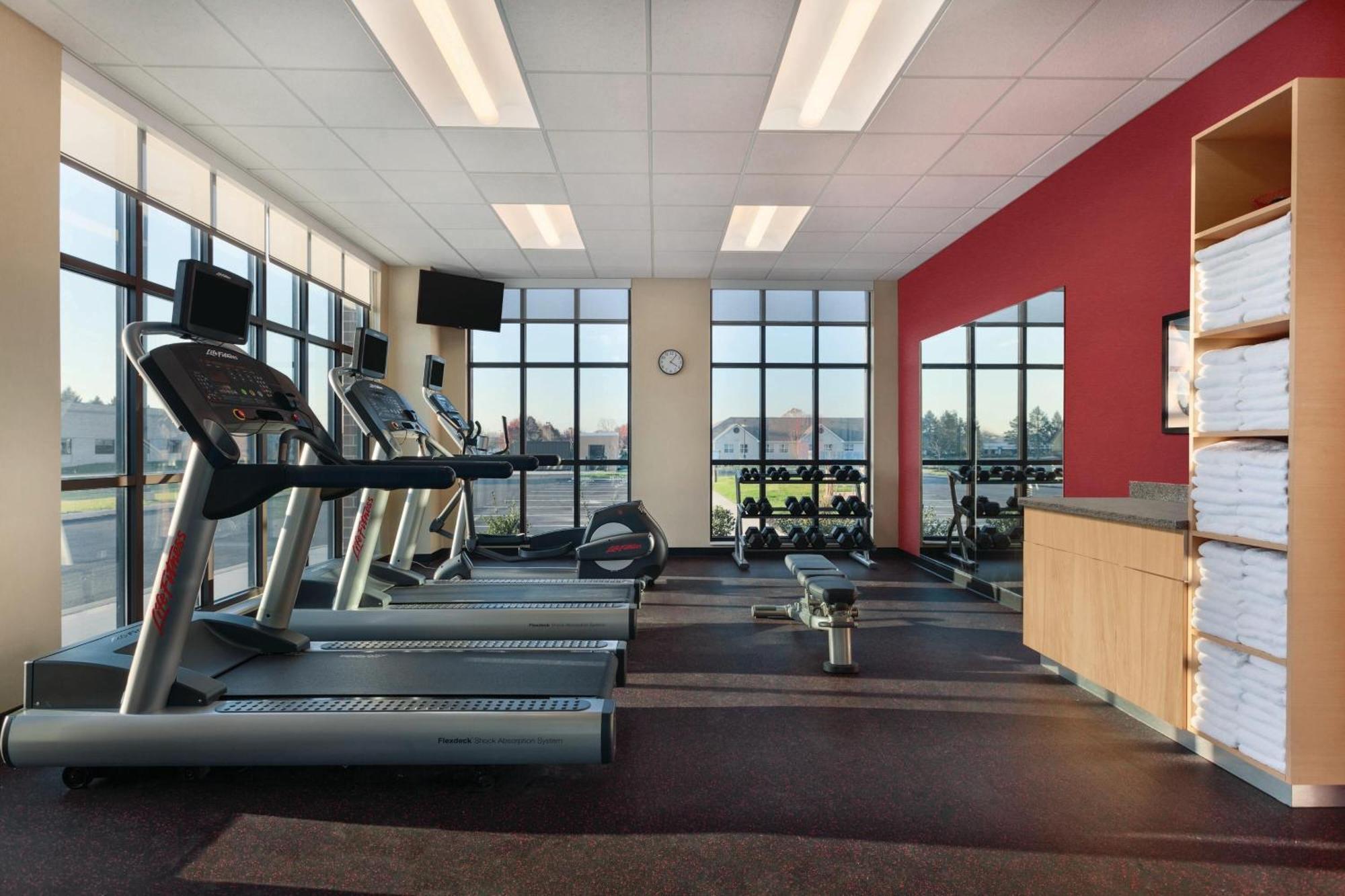 Towneplace Suites By Marriott Harrisburg West/מכניקסבורג מראה חיצוני תמונה