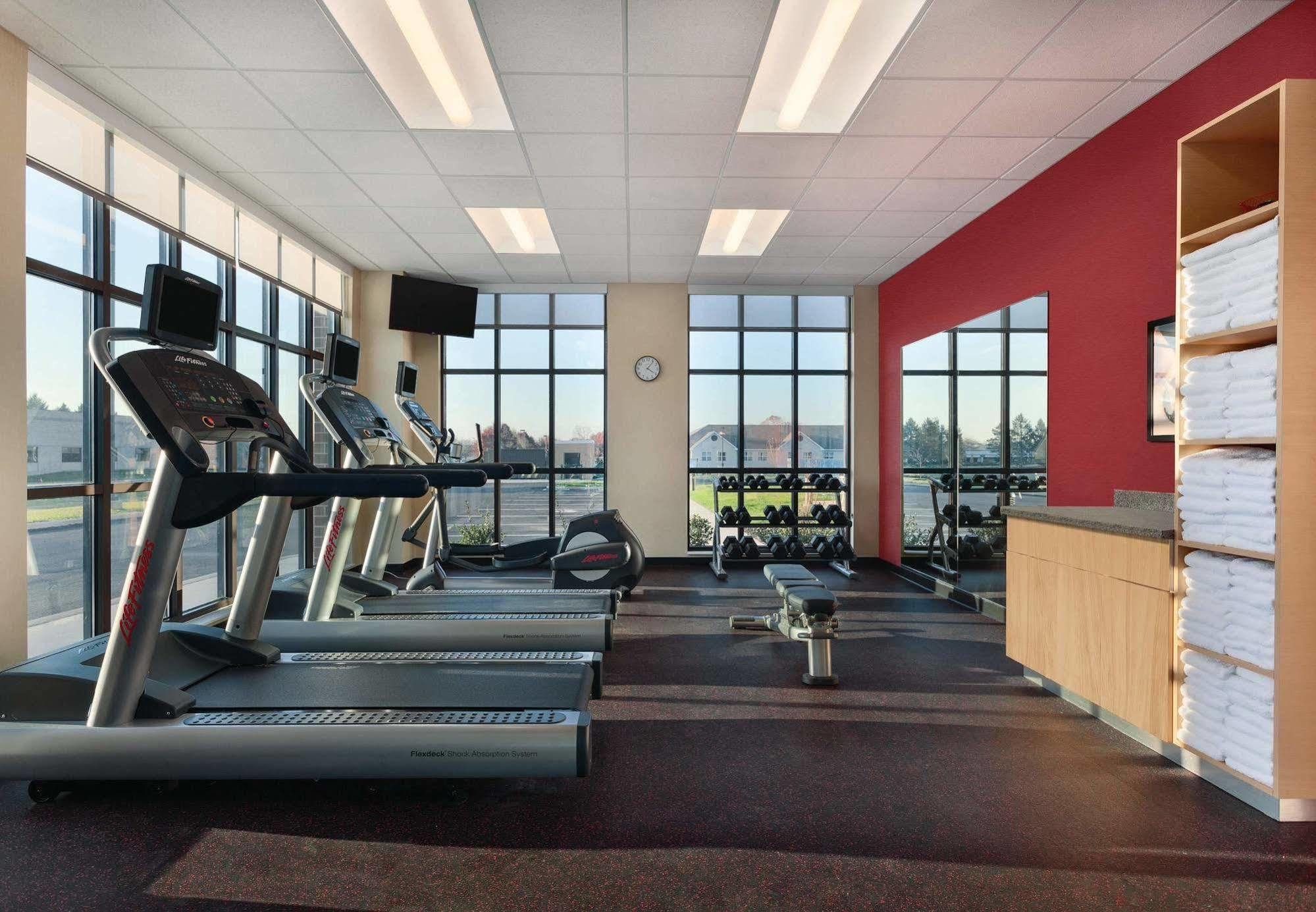 Towneplace Suites By Marriott Harrisburg West/מכניקסבורג מראה חיצוני תמונה