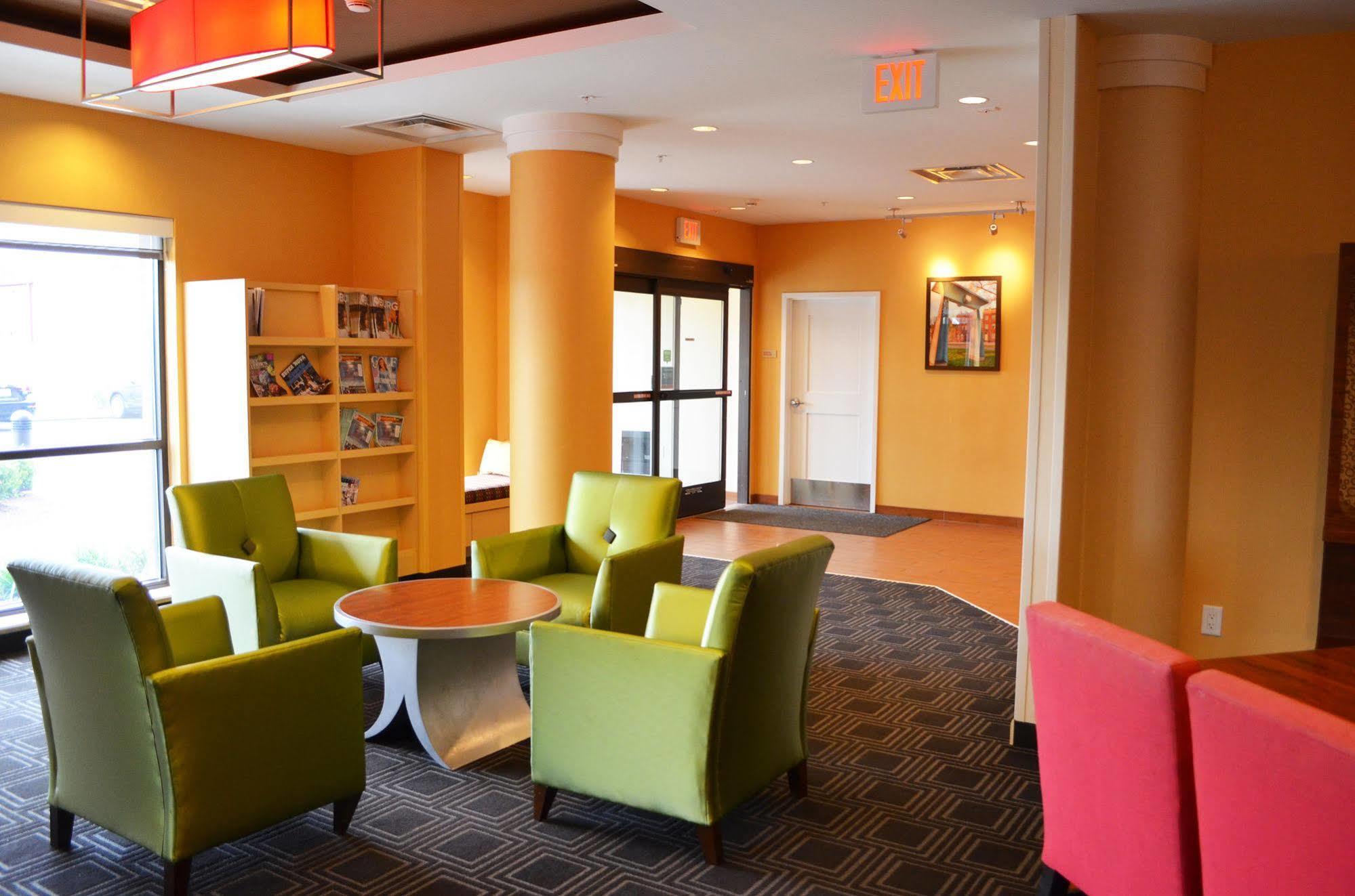 Towneplace Suites By Marriott Harrisburg West/מכניקסבורג מראה חיצוני תמונה